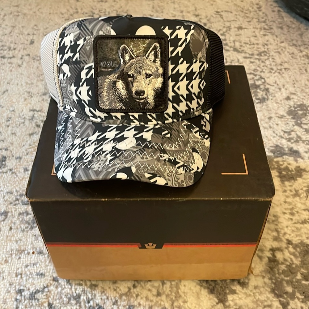 Goorin Bros “LIMITED EDITION” Wolf Mesh Hat NWT